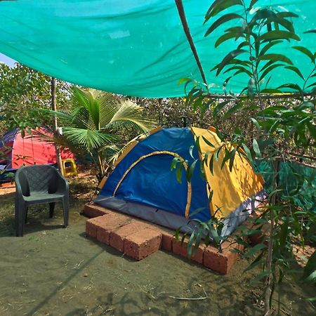 Sea Touch Beach Resort Harihareshwar Exterior foto